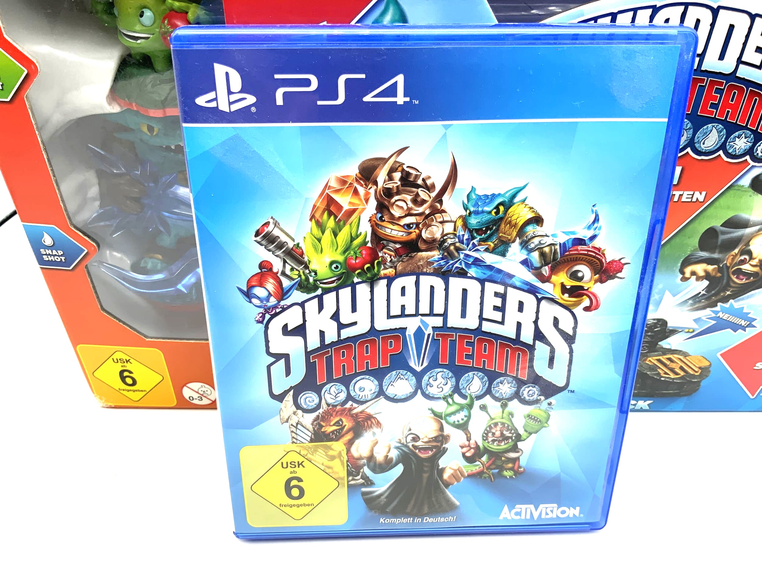 Skylanders Trap Team Starter Pack in original packaging for Sony Playstation 4 PS4